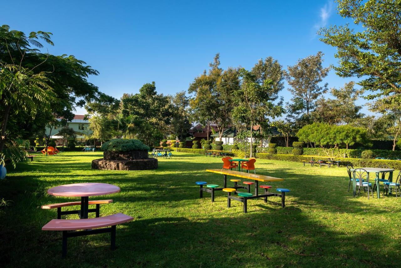 Fun Retreat Resort, Hotel And Ayurveda Spa Arusha Exterior foto